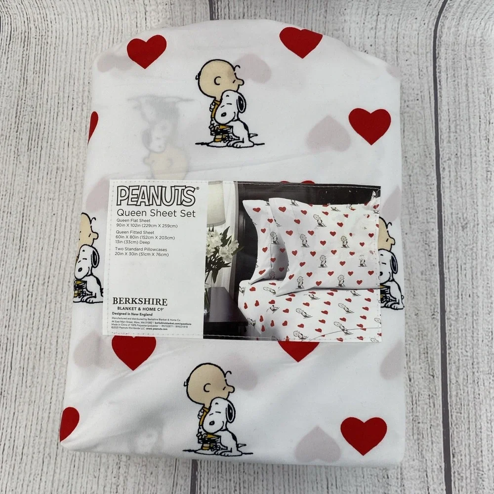 Peanuts Snoopy Sheet Set QUEEN White Charlie Brown Hearts Love Berkshire